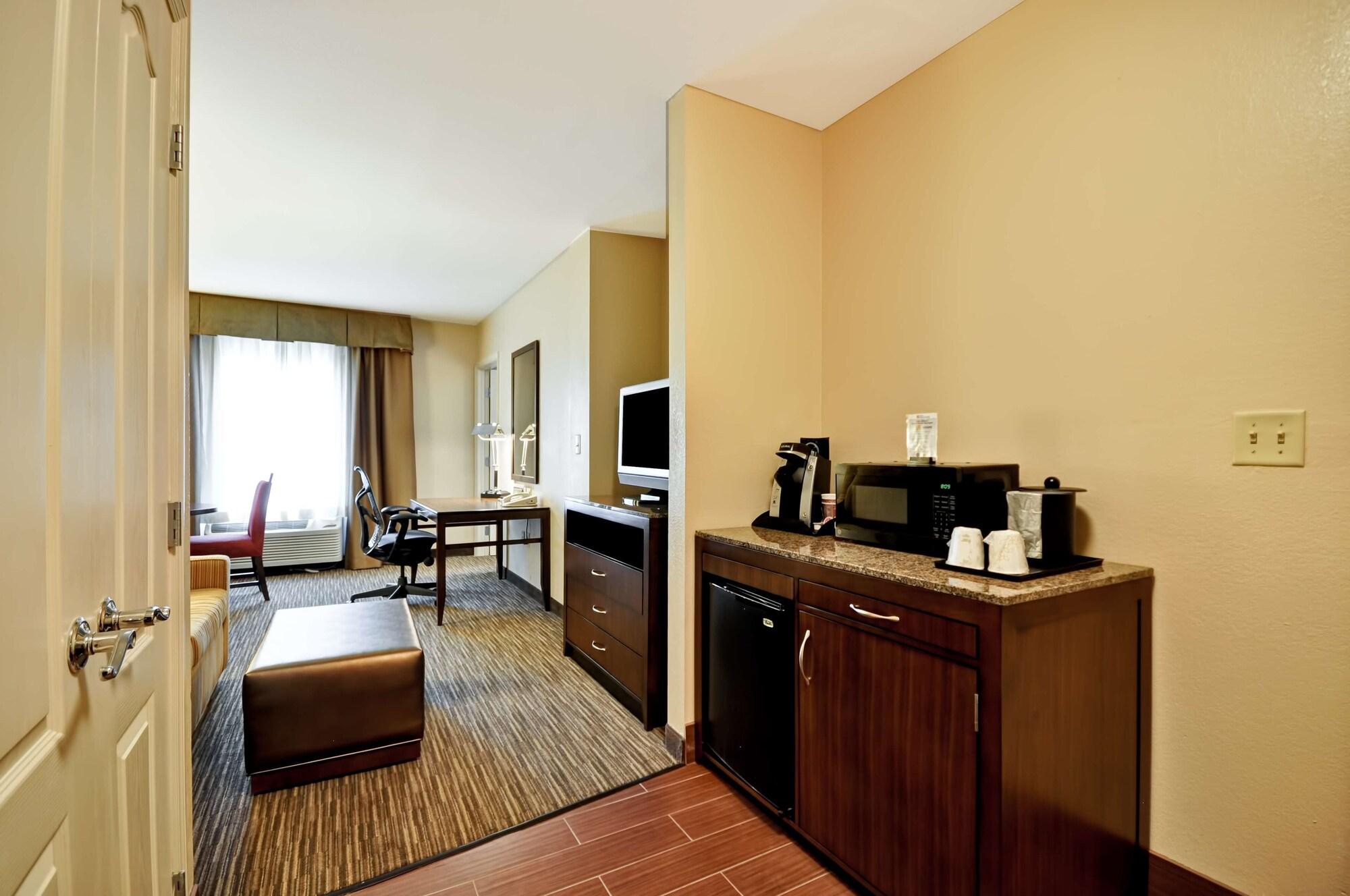 Temple Terrace Hilton Garden Inn Tampa North מראה חיצוני תמונה