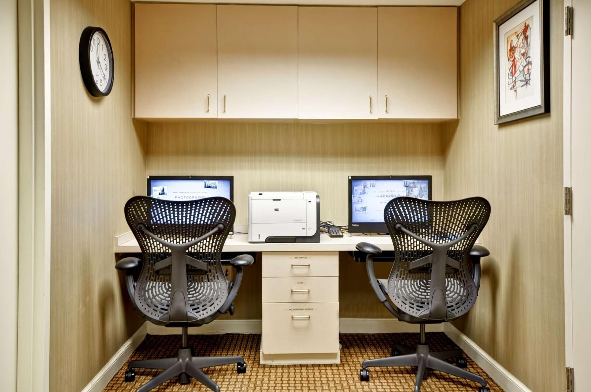 Temple Terrace Hilton Garden Inn Tampa North מראה חיצוני תמונה